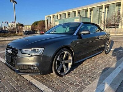 Usata Audi A5 Cabriolet Ambiente 170 CV (125 kW) 2015 Grigio Cabrio