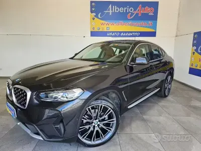 Begagnad BMW X4 xLine 190 HK (139 kW) 2023 Svart SUV