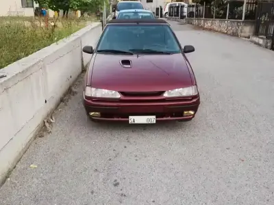 Usata Renault 19 135 CV (99 kW) 1993 Cabrio