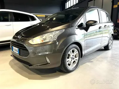 Usata Ford B-MAX Titanium 90 CV (66 kW) 2016 Grigio Monovolume