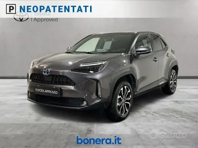 Usata Toyota Yaris Cross Trend 116 CV (85 kW) 2022 Grigio SUV