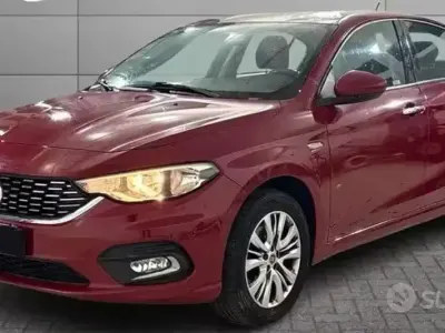 Usata Fiat Tipo 95 CV (69 kW) 2016 Marrone Berlina