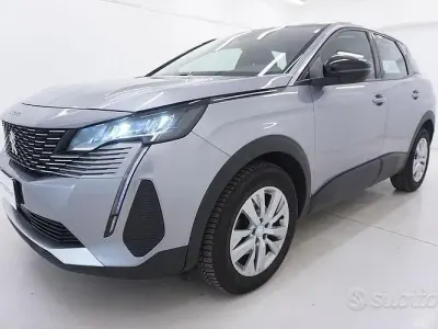 Usata Peugeot 3008 Active 131 CV (96 kW) 2022 Grigio SUV