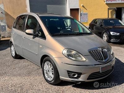 Usata Lancia Musa S 95 CV (69 kW) 2010 Marrone Monovolume