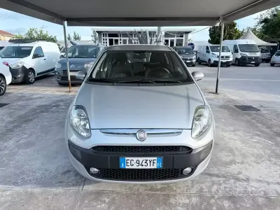 Brugt Fiat Punto Evo Emotion 77 HK (56 kW) 2011 Grå Hatchback