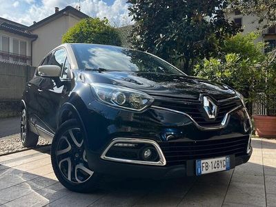 Usata Renault Captur 90 CV (66 kW) 2016 Nero SUV
