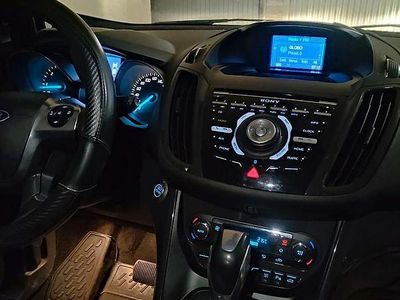 Usata Ford Kuga 163 CV (119 kW) 2013 Nero SUV