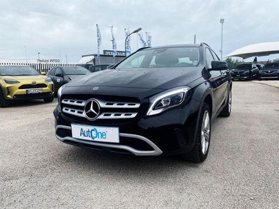 usata Mercedes GLA200 GLA 200D 136CV AUTOMATIC SP