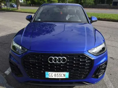 Usata Audi Q5 Sportback S-Line 299 CV (219 kW) 2021 Blu/azzurro SUV
