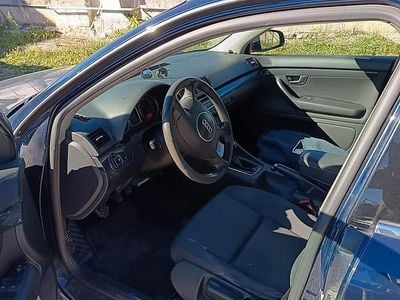 Usata Audi A4 116 CV (85 kW) 2005 Blu Station wagon