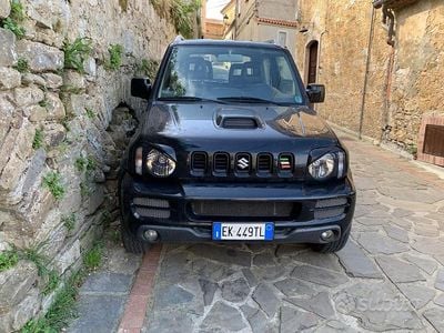 Usata Suzuki Jimny 86 CV (63 kW) 2008 Nero SUV