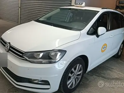 Usata VW Touran 150 CV (110 kW) 2017 Bianco Monovolume