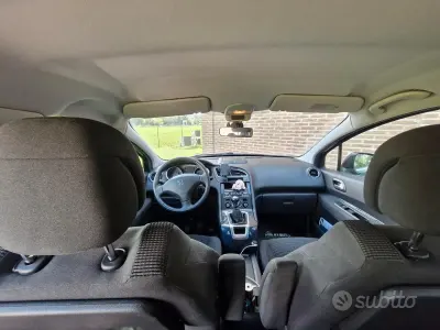 Usata Peugeot 5008