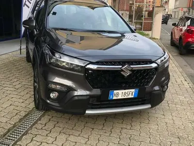 Nuova Suzuki SX4 S-Cross 129 CV (94 kW) 2026 Grigio SUV