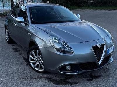 Usata Alfa Romeo Giulietta 120 CV (88 kW) 2016 Grigio Utilitaria