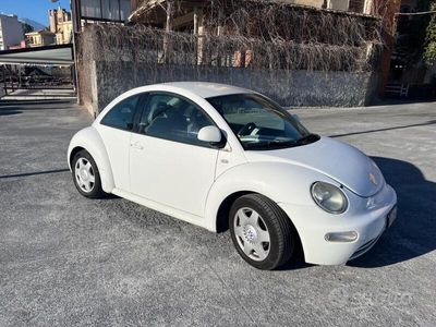 usata VW Beetle New- 2000