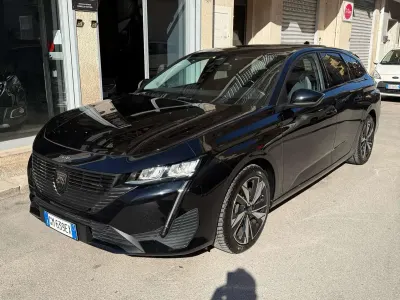 Usata Peugeot 308 GT 131 CV (96 kW) 2022 Nero Station wagon