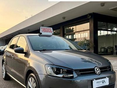 Usata VW Polo Highline 90 CV (66 kW) 2010 Grigio Utilitaria