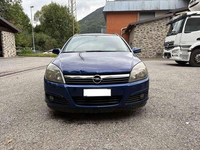Usata Opel Astra Enjoy 120 CV (88 kW) 2005 Blu/azzurro Station wagon