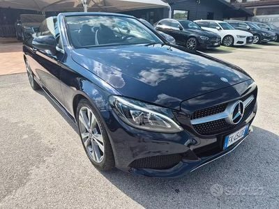 Usata Mercedes C220 169 CV (124 kW) 2017 Blu Cabrio