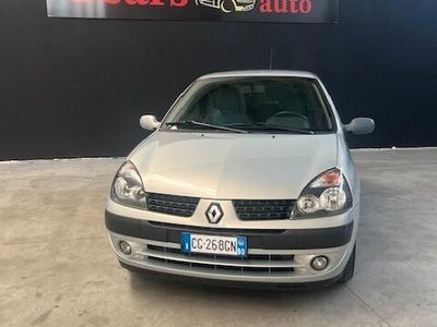 usata Renault Clio II Clio 1.2 16V 3p. Dynamique