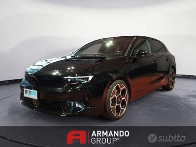Usata Opel Astra Ultimate 131 CV (96 kW) 2024 Nero Berlina