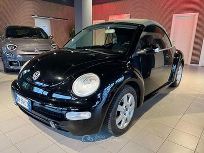 Usata VW New Beetle 102 CV (75 kW) 2006 Nero Utilitaria