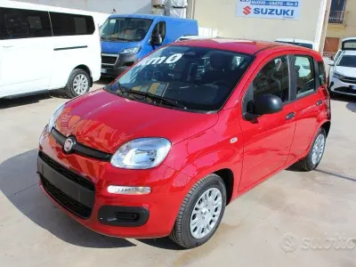 Nuova Fiat Panda Icon 69 CV (50 kW) 2026 Rosso Utilitaria
