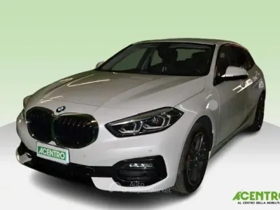 Usata BMW 116 Sport Line 116 CV (85 kW) 2021 Bianco Utilitaria