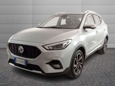 Usata MG ZS 106 CV (77 kW) 2024 Argento SUV
