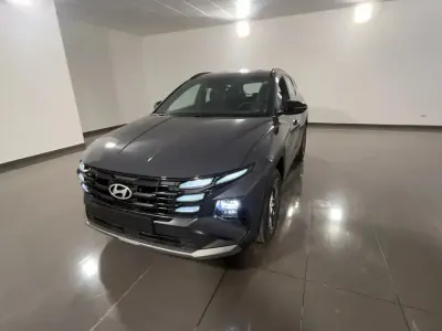 Nuova Hyundai Tucson Blackline 136 CV (100 kW) 2026 Ecotronic gray SUV