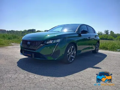 Brugt Peugeot 308 Allure 131 HK (96 kW) 2024 Grøn Sedan