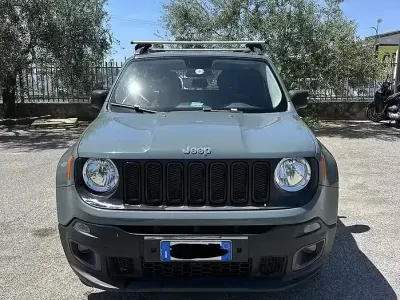 Usata Jeep Renegade Longitude 120 CV (88 kW) 2017 Grigio SUV