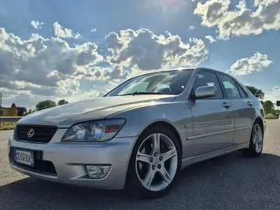 Usata Lexus IS200 155 CV (114 kW) 2002 Berlina