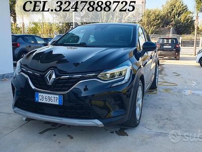 Usata Renault Captur Intens 101 CV (74 kW) 2020 Nero SUV