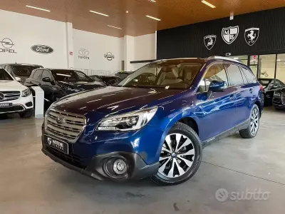 Usado Subaru Outback 150 CV (110 kW) 2016 Azul Familiar