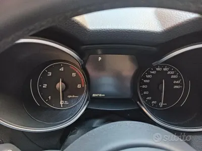 Usata Alfa Romeo Stelvio 210 CV (154 kW) 2018 Grigio SUV