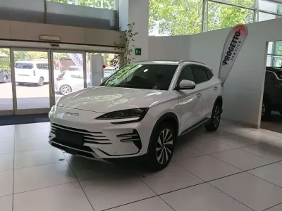 Nuova BYD Seal U Comfort 98 CV (72 kW) 2025 Snow white SUV