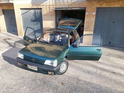 Peugeot 205