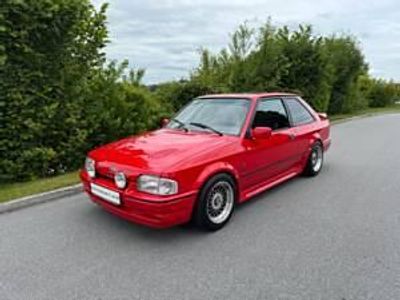 Usata Ford Escort 102 CV (75 kW) 1990 Rosso Berlina