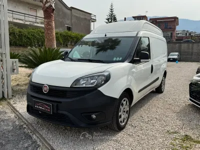 Usata Fiat Doblò 95 CV (69 kW) 2020 Bianco Monovolume