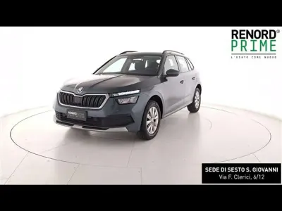Begagnad Skoda Kamiq Ambition 110 HK (80 kW) 2021 Grå SUV