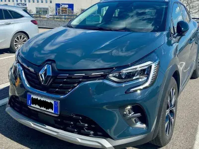 Occasion Renault Captur Engineered 94 PK (69 kW) 2023 Blauw SUV