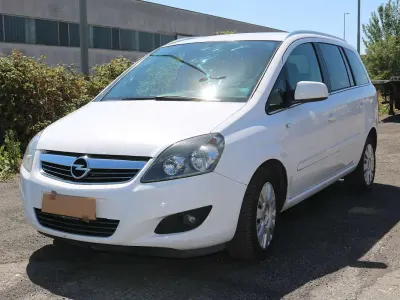 Usata Opel Zafira 150 CV (110 kW) 2012 Bianco Monovolume