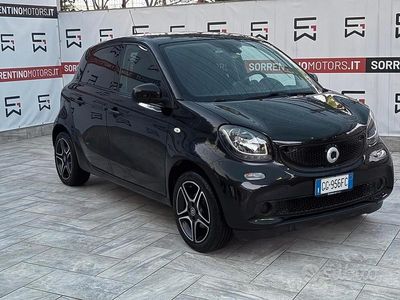 Usata Smart ForFour Passion 90 CV (66 kW) 2017 Nero Utilitaria