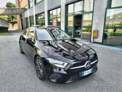 Usata Mercedes A180 Advanced 116 CV (85 kW) 2023 Nero Berlina