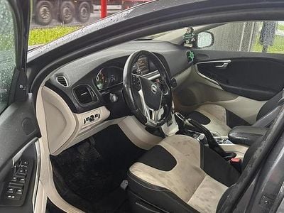 Usata Volvo V40 2013 Grigio Berlina