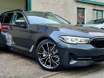 Usata BMW 520 Luxury Line 190 CV (139 kW) 2022 Grigio Station wagon