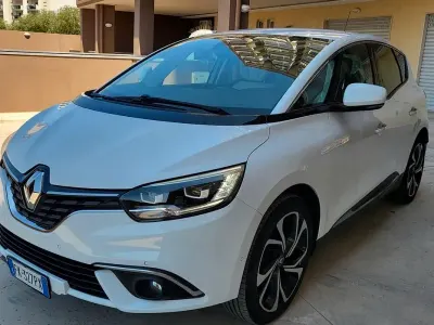 Usata Renault Scénic III Bose Edition 160 CV (117 kW) 2017 Bianco Monovolume
