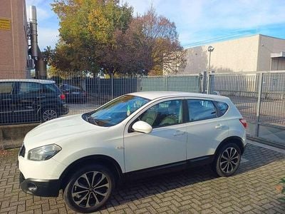 Usata Nissan Qashqai Tekna 150 CV (110 kW) 2010 Bianco SUV